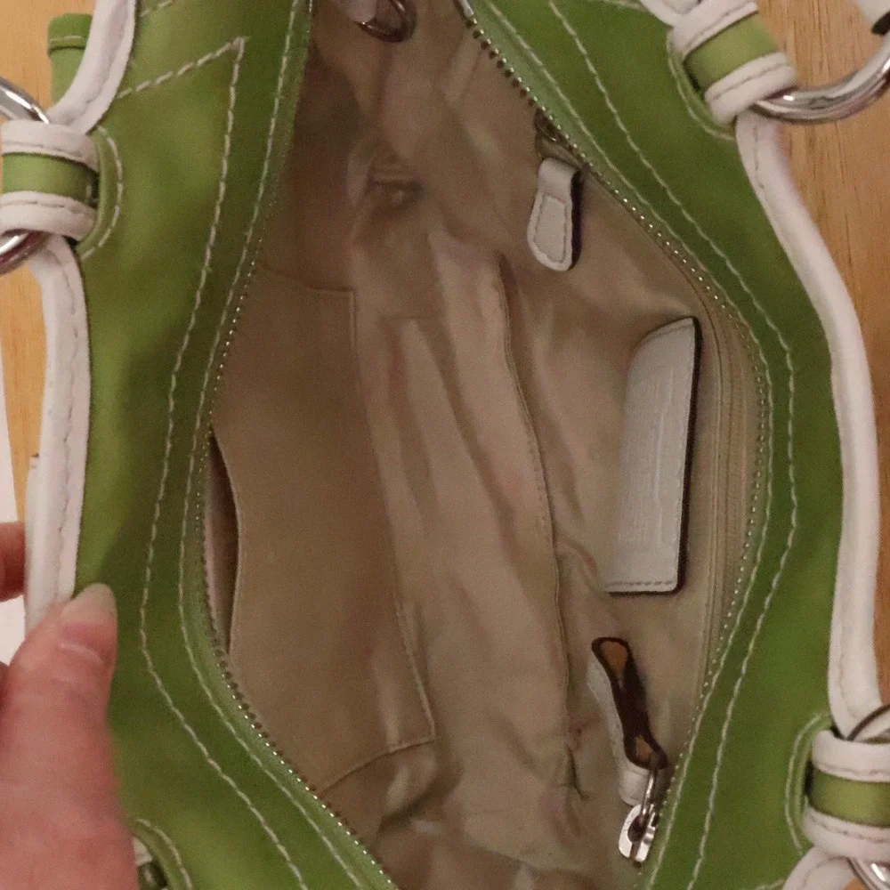 Vintage Y2K Coach Soho Buckle Satchel Bag Celery Green Canvas White Leather 1881